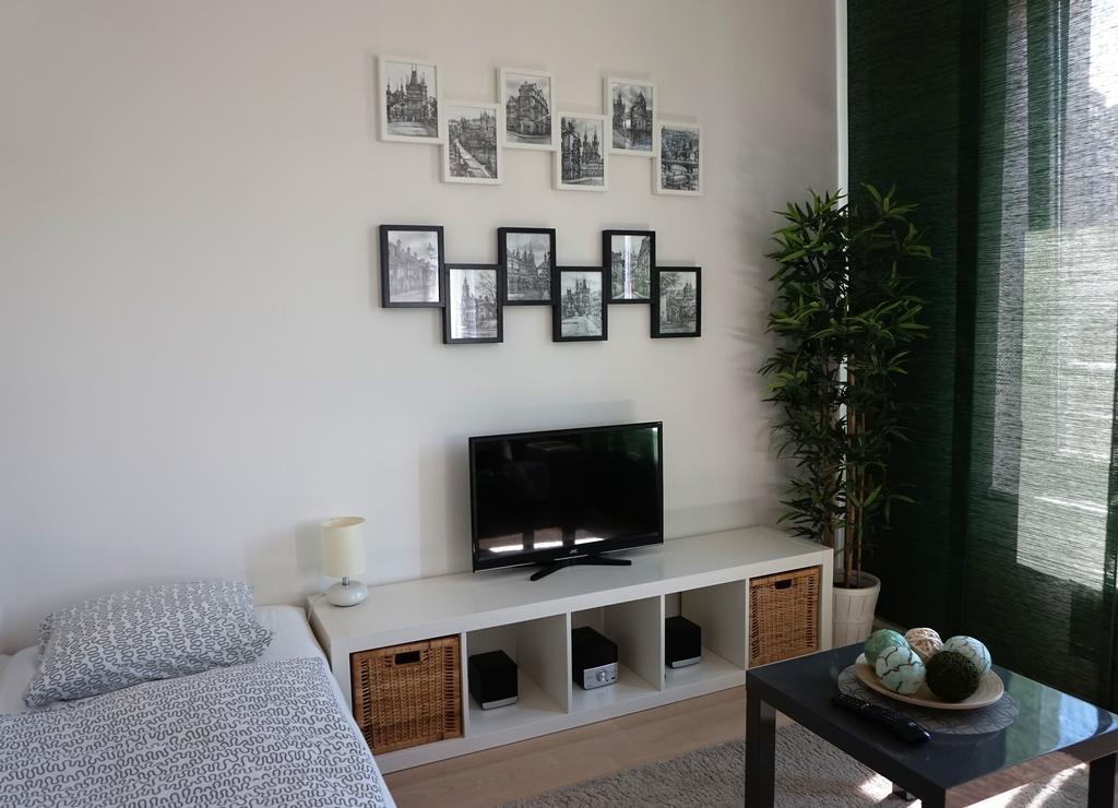 Leongargt Apartament *